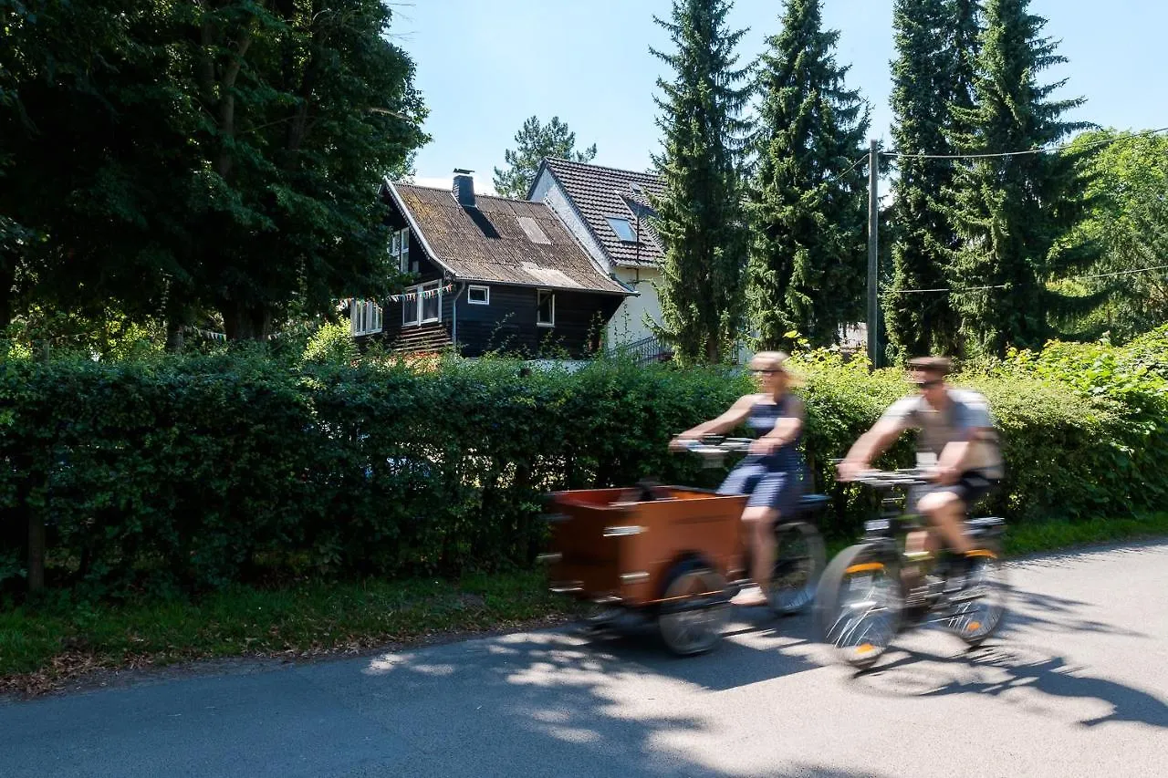 Apartment Das Wiesenhaus: Wohnen Direkt Am Rhein Cologne